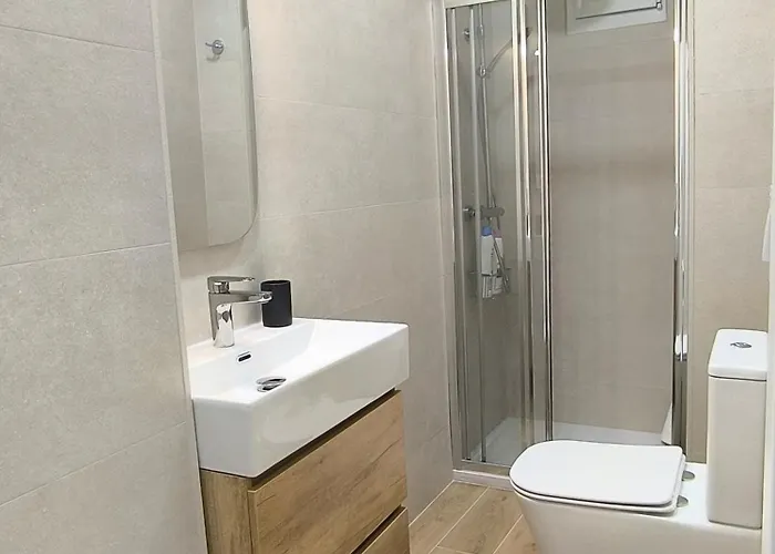 Lejlighed Two Bedrooms For Rent From Than 10 Days