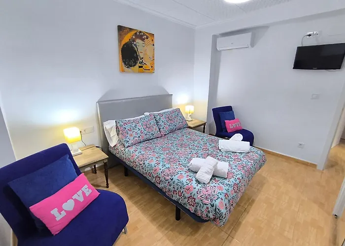 Two Bedrooms For Rent From Than 10 Days Valencia